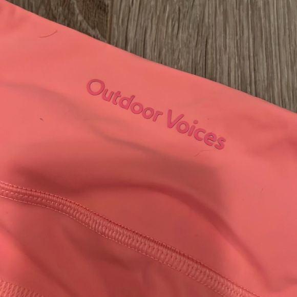 Like new Outdoor voices colorblock pink leggings - medium - Picture 3 of 4